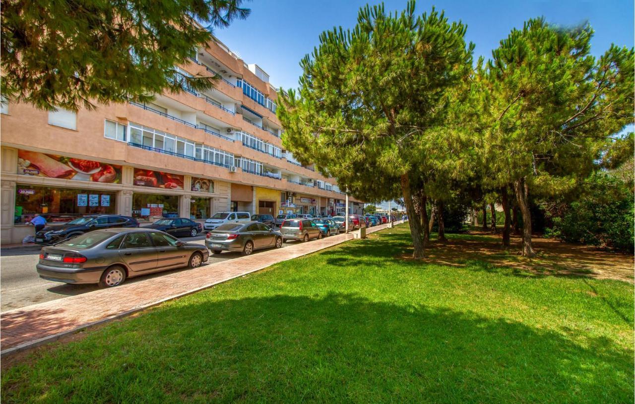 Nice Apartment In Torrevieja With Kitchen Esterno foto