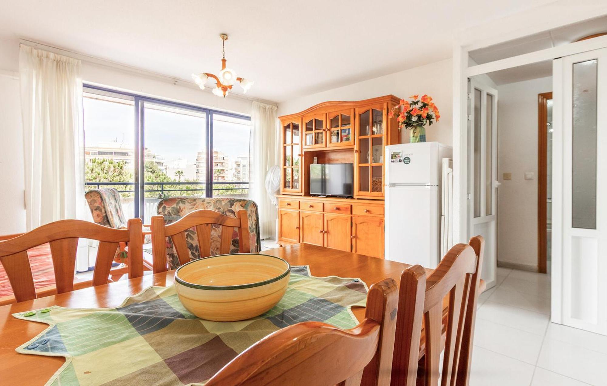 Nice Apartment In Torrevieja With Kitchen Esterno foto